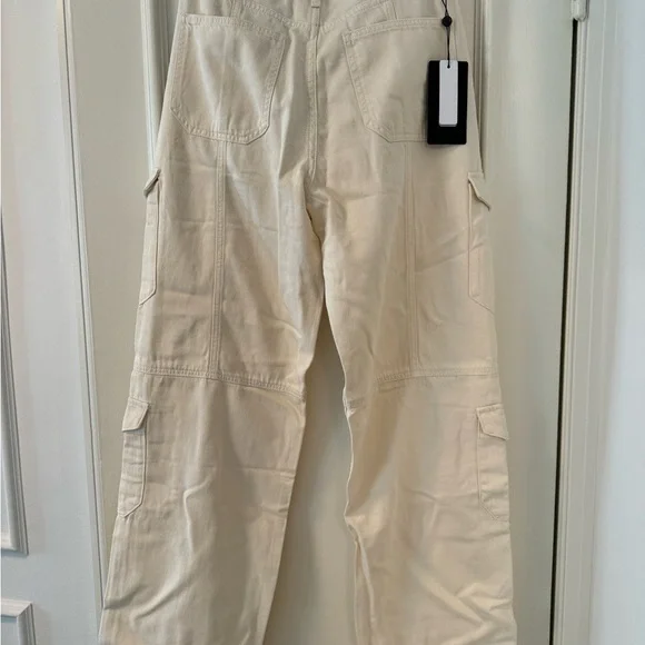 NWT Rag&Bone Featherweight Cailyn Cargo in Ecru. Spring 24 collection.